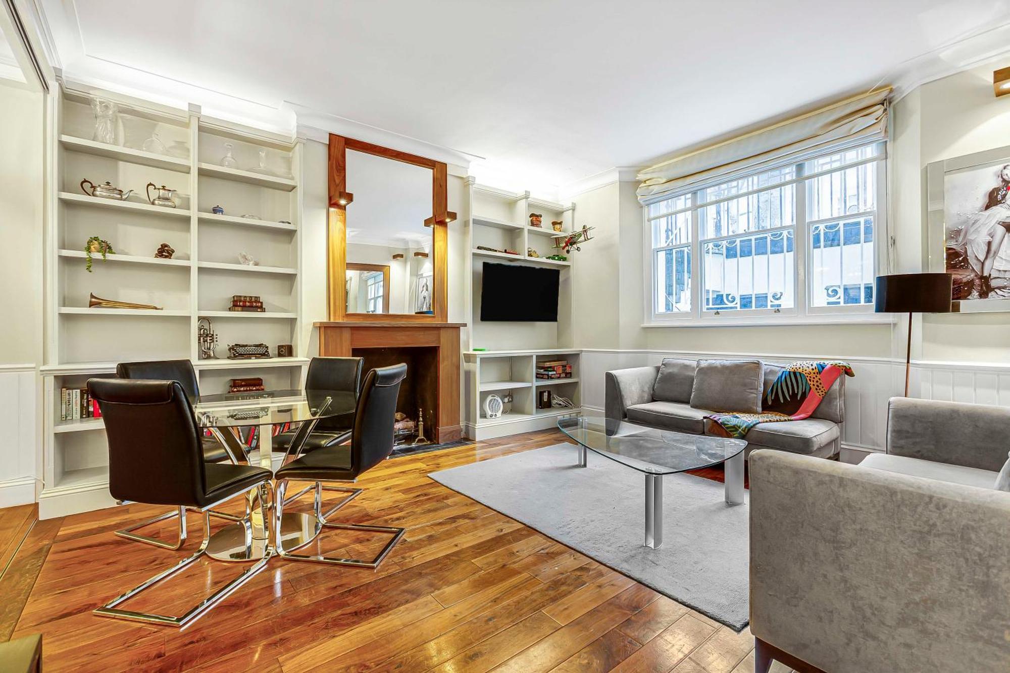 Ivy Queen's Gate 2 Pro-managed Apartment